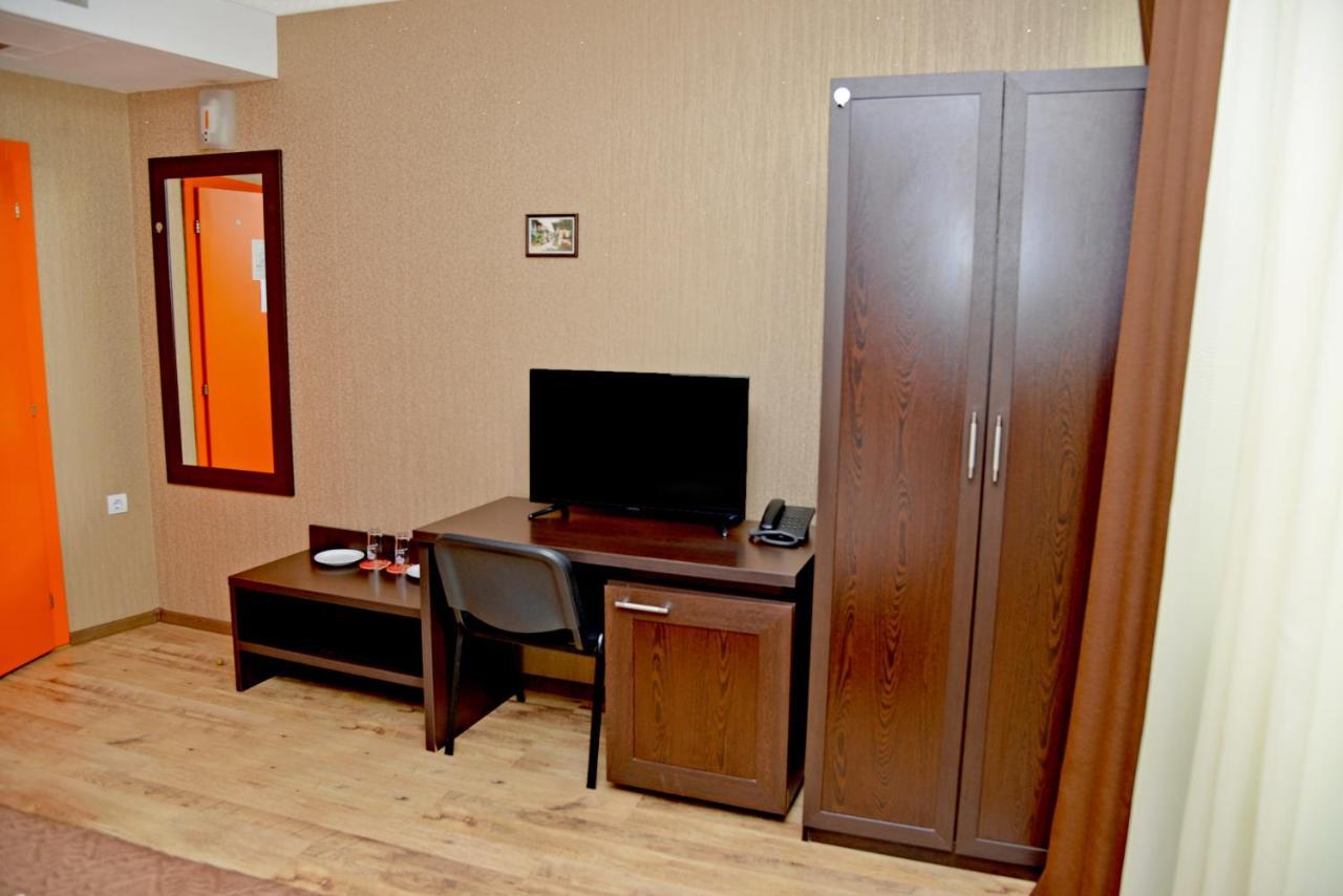 Dream Hotel Sliven Εξωτερικό φωτογραφία